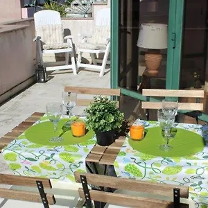 Appartement Espaçoso Apartamento Junto Ao Metro, Lisboa