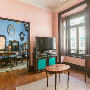 Charming In A 19th Century Building Apartamento